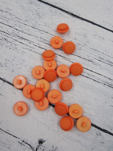 Oranssi kantanappi Ø 1,8 cm